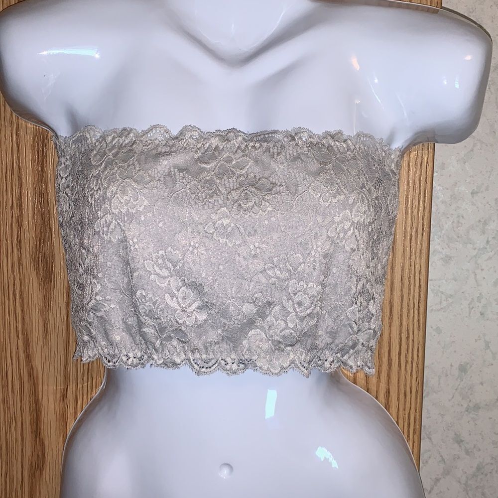 Elegant Lace Strapless Chemise - Cream